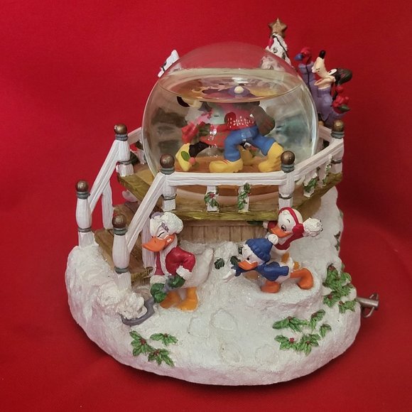 Disney Mickey Mouse Minnie Winter Wonderland Christmas Musical Snow Globe - Picture 11 of 12